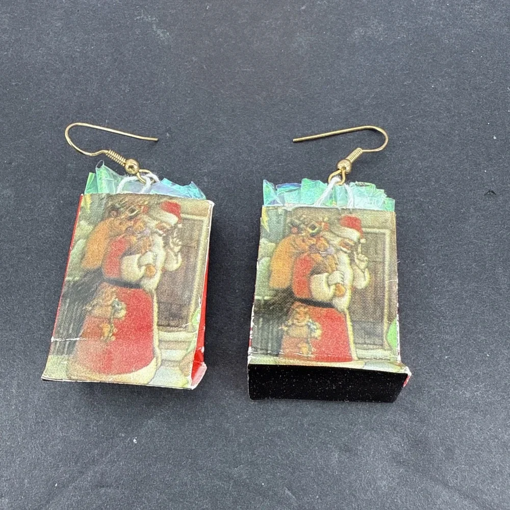 Vintage Christmas Santa Clause Gift Bag Dangle Pierced Earrings